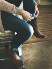 lt;lt;lt;The Peerles